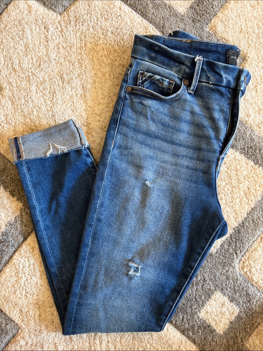 Women’s Buckle Black Jeans Fit No. 75